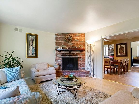 3rd image of 5311 W 64th St