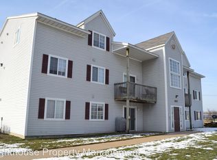 587 W Randall St APT 303, Coopersville, MI