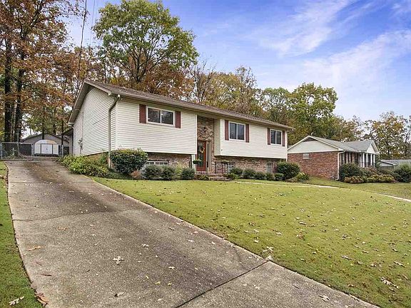 2nd image of 1114 Westridge Cir