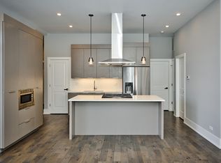 1752 W 18th Pl APT 2N, Chicago, IL 60608
