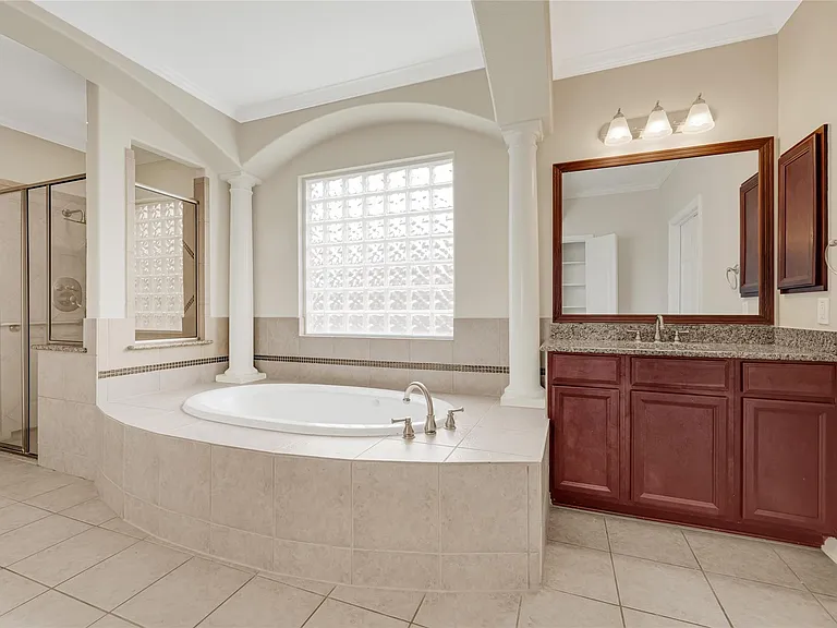 3906 Point Cuero Ct — Photo 21