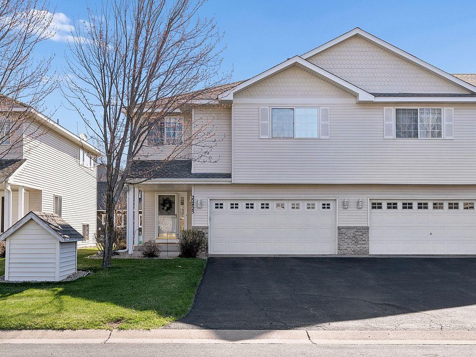 1st image of 22425 Evergreen Cir