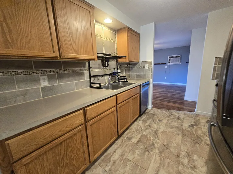 160 Keeler Ct — Photo 8