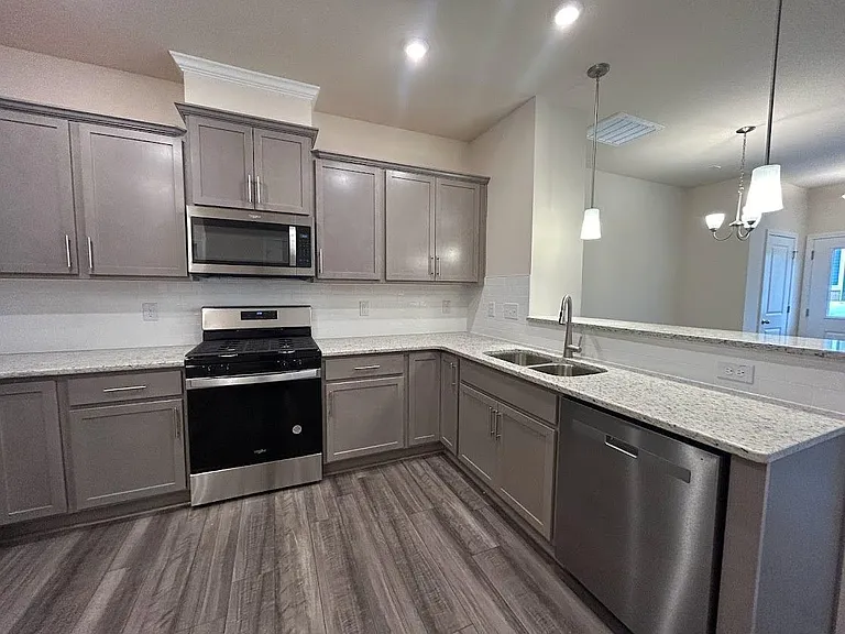 241 Ribbon Rail St — Photo 12