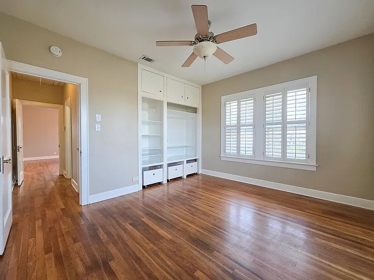 3901 Red River St — Photo 17