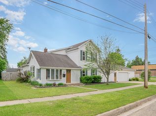 405 Spruce St, Grayling, MI 49738