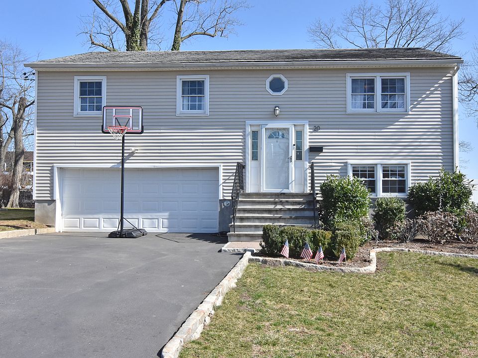 20 Depew Avenue