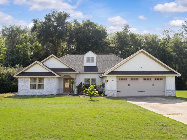 19 Isbell Rd, Fort Mitchell, AL 36856