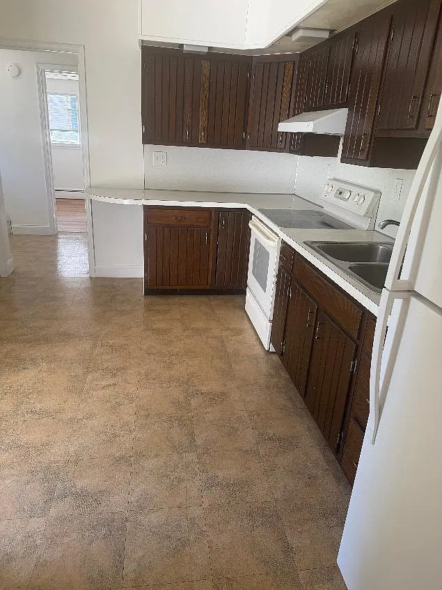2 bed, 1.0 bath, 850 sqft, $1,600 — Photo 3