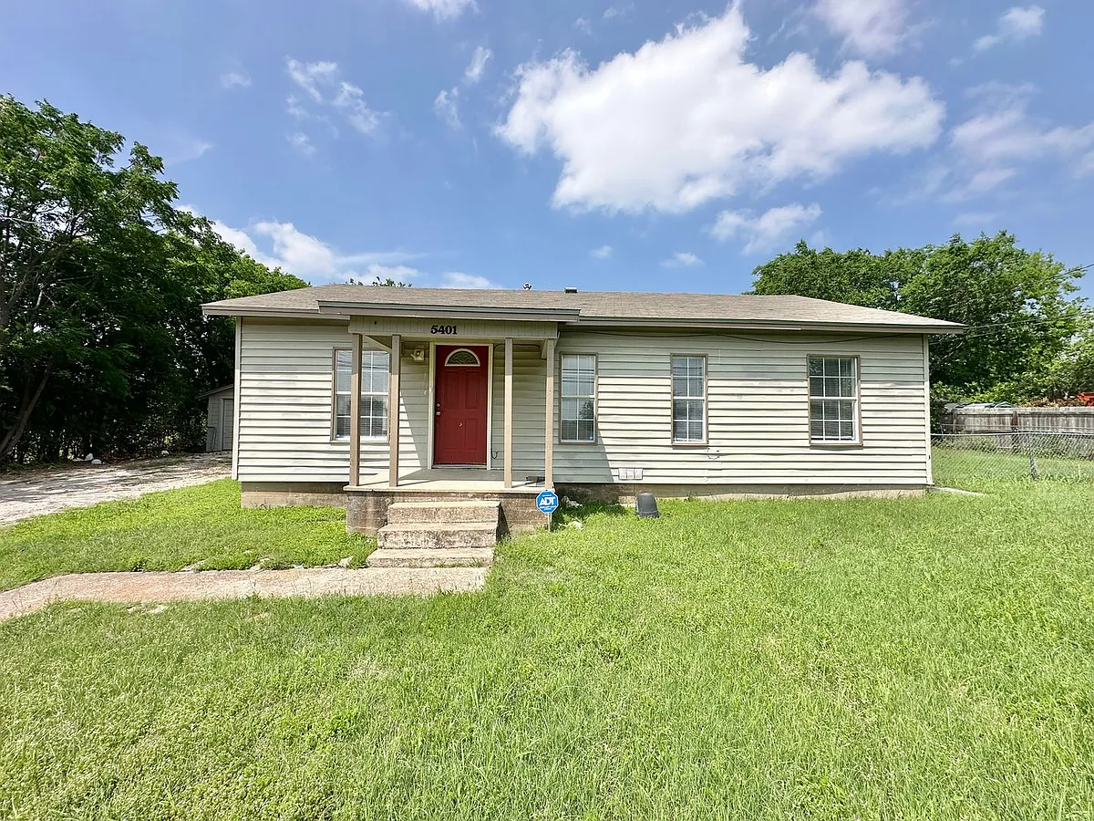 Building Photo - 5401 Westcliff Rd