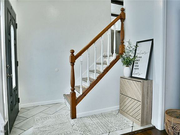 3rd image of 2930 Mellgren Dr