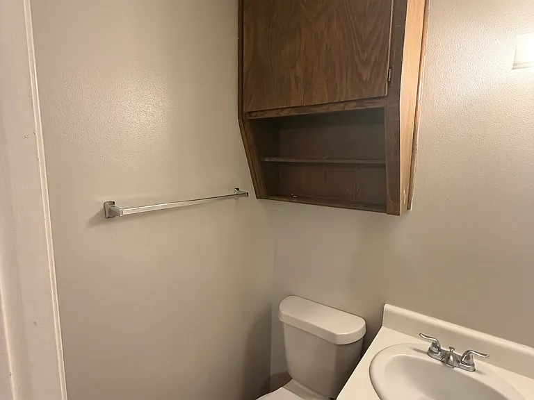 1214 Baylor Ave — Photo 6