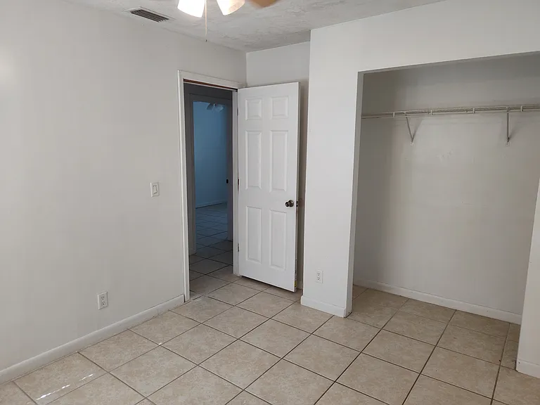 5700 Carter Rd — Photo 10