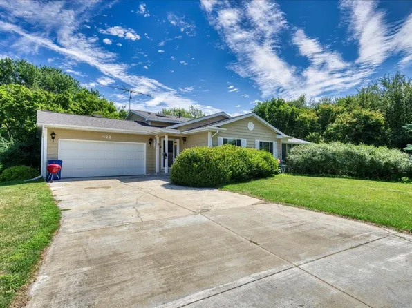 422 11th Ave NW, Byron, MN 55920