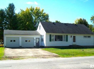 124 E Hardin St, Winchester, IL 62694
