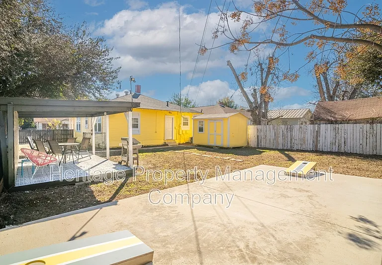 475 E French Pl — Photo 27