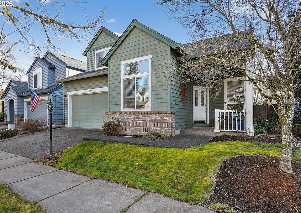 1st image of 2676 NE Charlois Dr