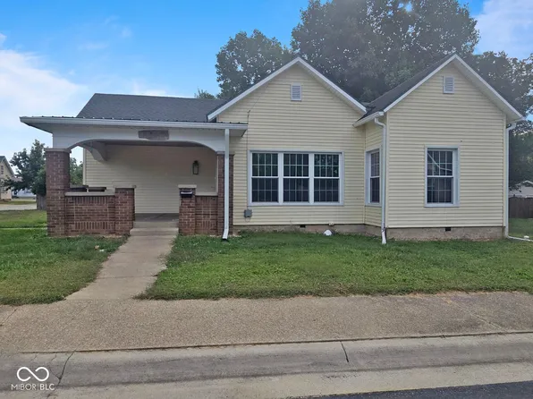 703 E Mechanic St, Brazil, IN 47834