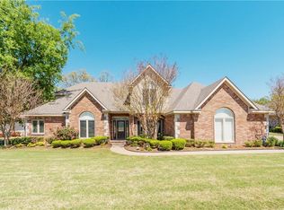 1609 Fianna Way, Fort Smith, AR 72908