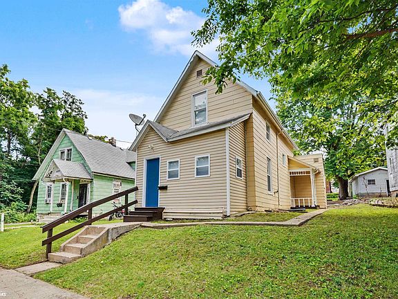2nd image of 402 May Ave