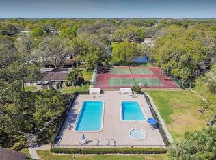 7906 Cedar Dr, Temple Terrace, FL 33637