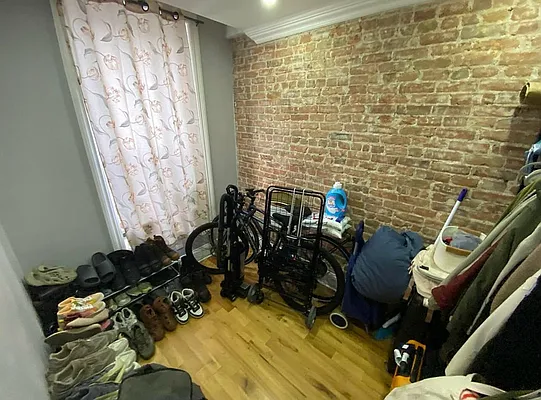 Rented by Aron Fried, LREB | media 11