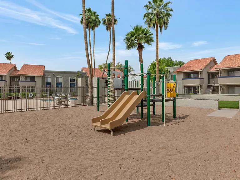Gila Springs Apartments — Photo 43