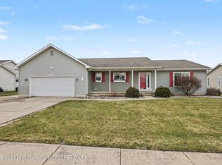 1103 Kelcrasta Dr, Saint Johns, MI 48879