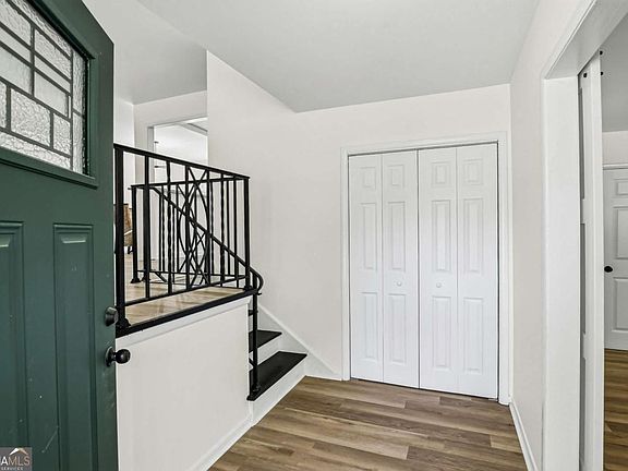 5th image of 1905 Rollingwood Dr SE