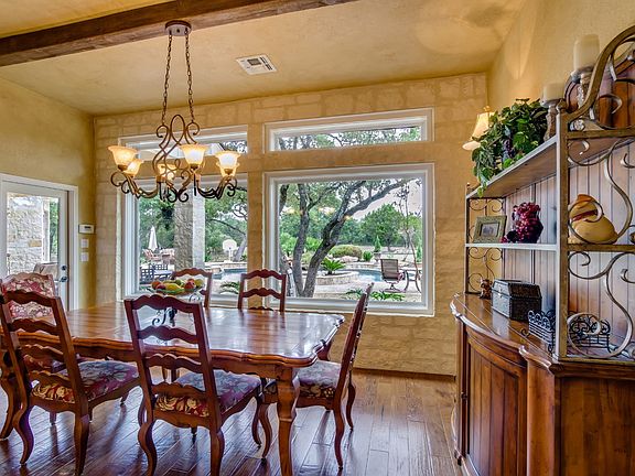5th image of 250 Twin Canyon Dr