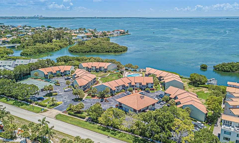 1515 Pinellas Bayway S #S-29