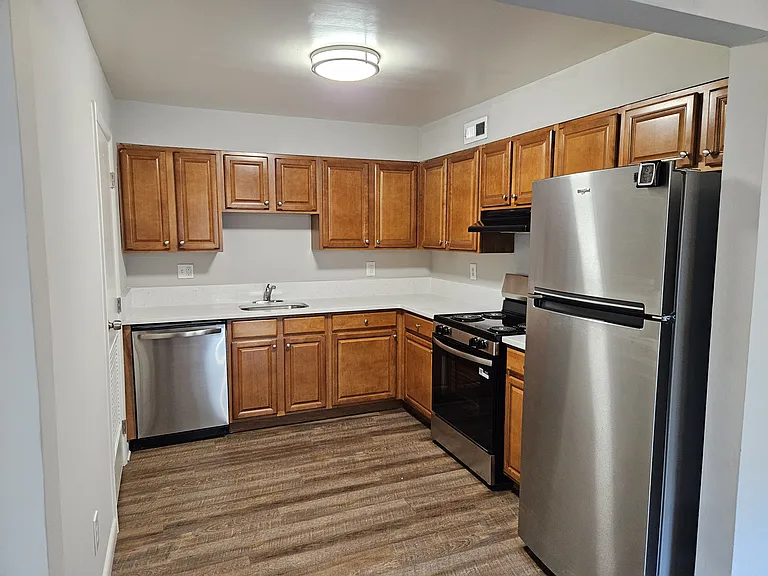 241 Willow Turn #A — Photo 6