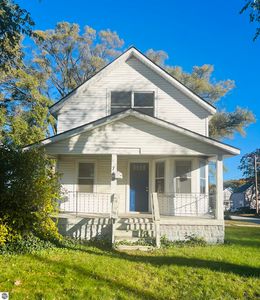 748 Marquette Ave, Muskegon, MI, 49442