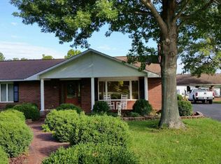 1853 Hoffman Rd, Murphysboro, IL 62966