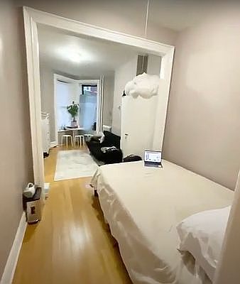 4th image of 870 Saint Johns Pl #1A
