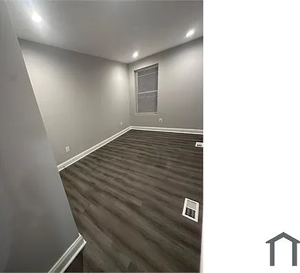 2441 Shirley Ave — Photo 16