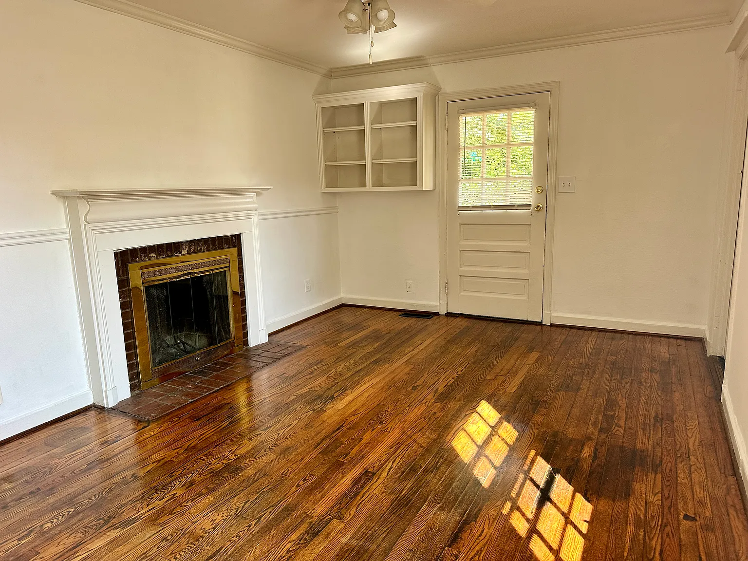 186 Aviation Rd SE — Photo 4