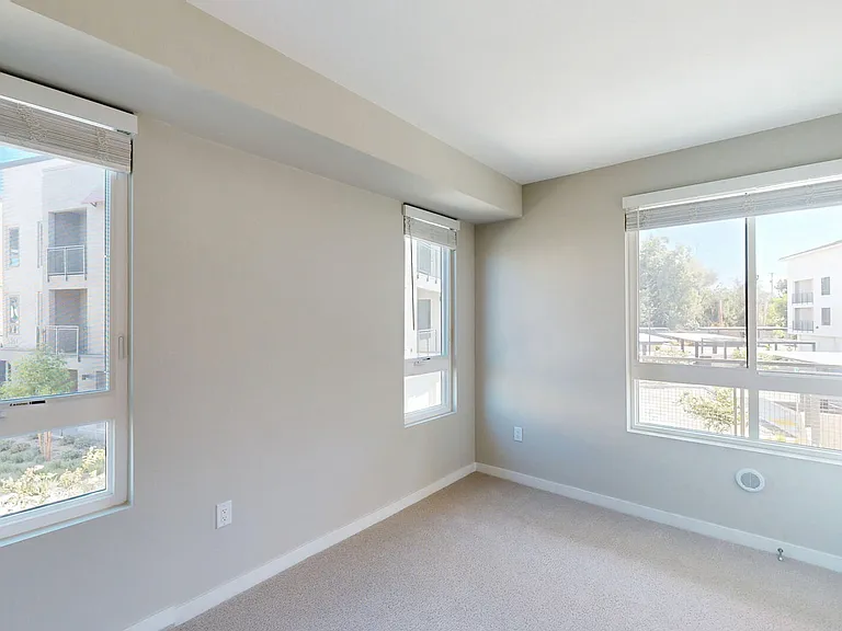 North Grove — Photo 161