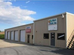 1409 Cajah Mountain Rd, Hudson, NC 28638