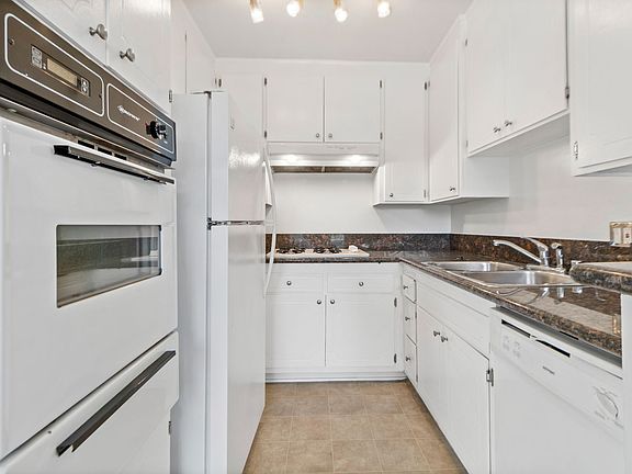 2nd image of 10225 Regent St #5