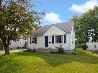 117 Calderwood Dr, Warwick, RI 02886