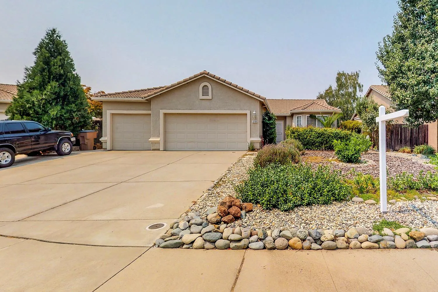 210 Wyatt Ct photo 1