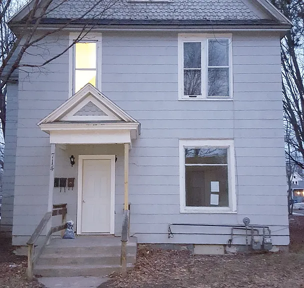 714 Jackson St — Photo 17