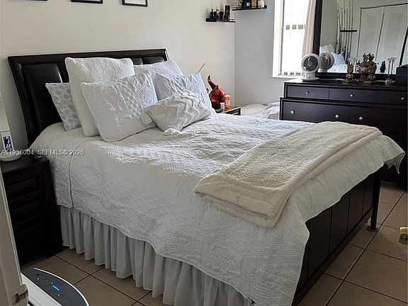 5th image of 7155 NW 179th St APT 112