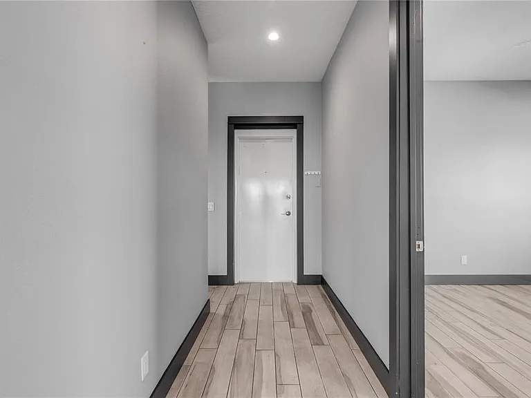 701 E 3rd Ave #PENTHOUSE — Photo 14