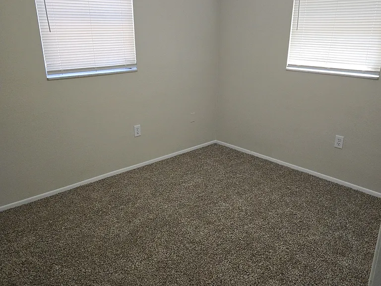 9240 Saint Regis Ln — Photo 3