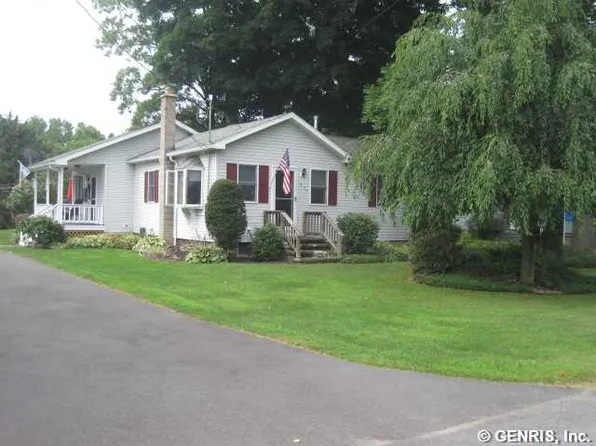 2139 Buffalo St, Seneca Castle, NY 14547