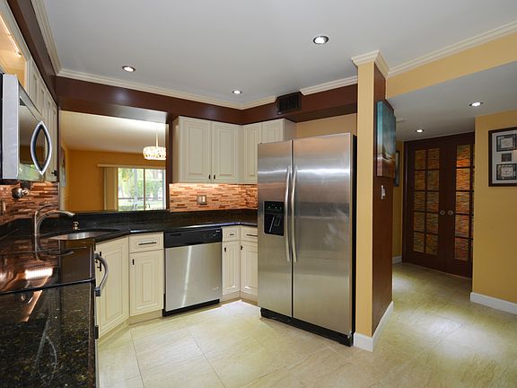 3rd image of 2208 S Cypress Bend Dr APT 102