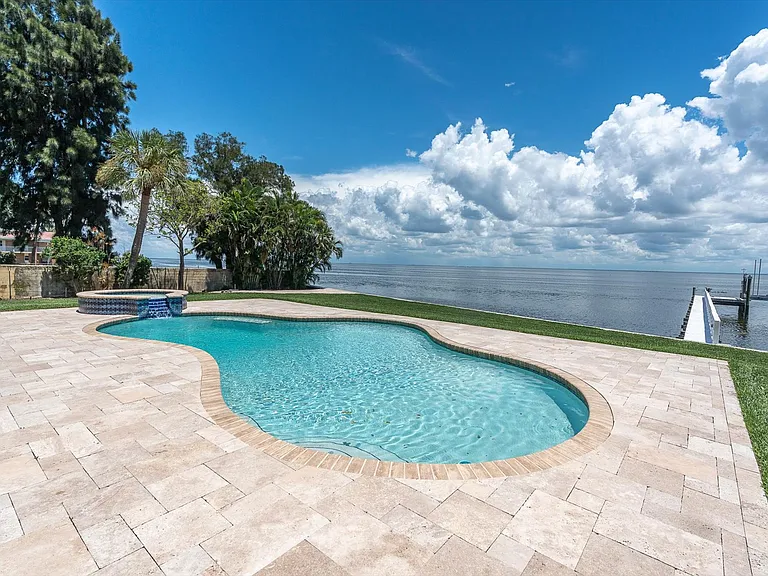 5810 Bahama Shores Dr S — Photo 43