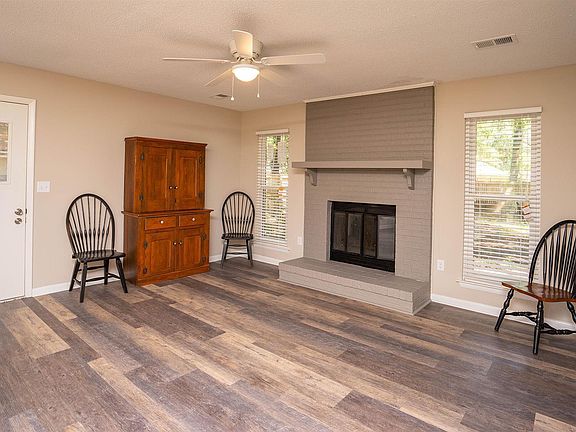 4th image of 11 Indigo Woods Court